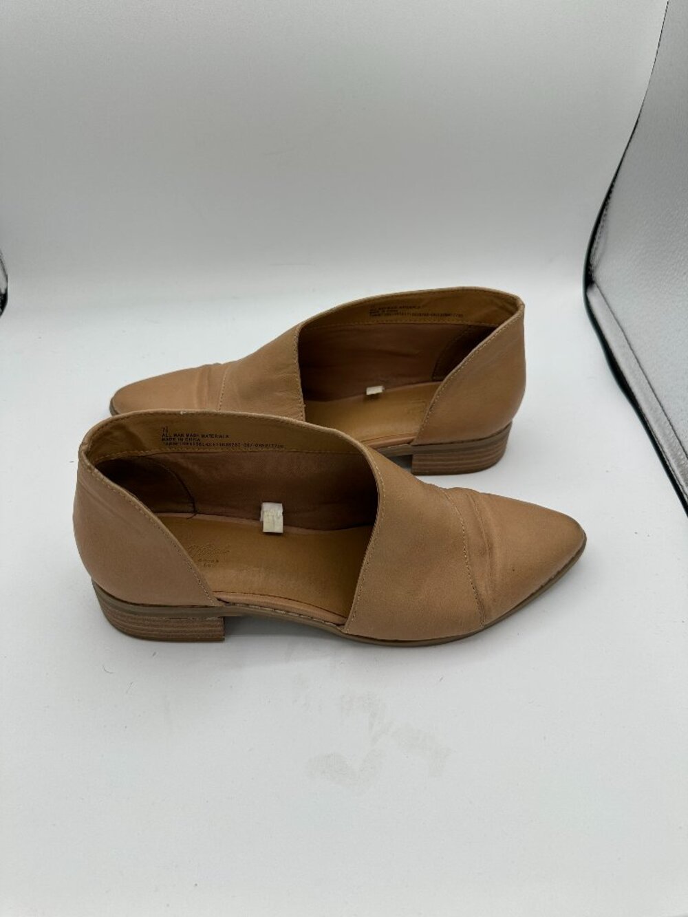 Universal Thread Wenda Cut-Out Bootie Tan Women's 7.5